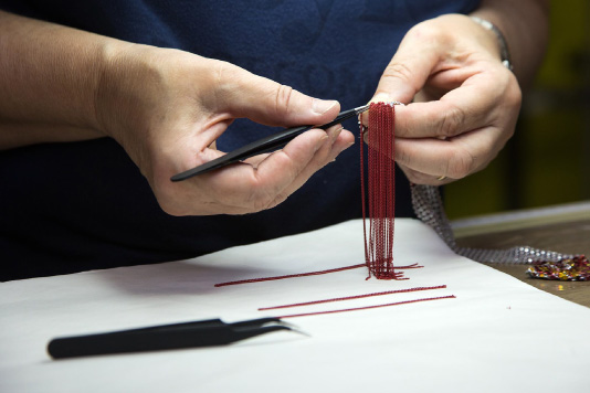 Production of articles in aluminium made with microcasting technique